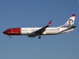 B737-800  LN-DYC