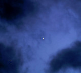 Jupiter & Venus Between the Clouds/ 12/01/08