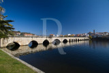 Ponte Velha Sobre o Rio Tua (MN)