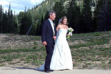 Tim Mueller, Ericas dad, escorting her to the wedding (2670)