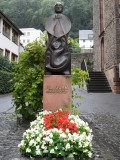MONUMENT TO ST GOAR