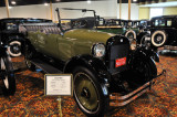 1922 REO T6 7-Passenger Touring