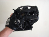 Akadema 3rd baseman's glove