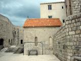 house in dubrovnik with soccer goal