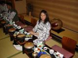Atami--溫泉浴後著和服浴袍用餐