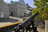 Canon along rue des Remparts