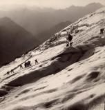 1942 : Sortie Jeunesse et Montagne sur le glacier dOssoue