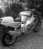 Yamaha FZR1000