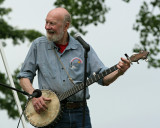 Pete Seeger Banjo Playing
