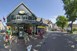 Hollum - toy shop