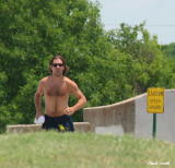 GUY TOPLESS JOGGING