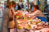 Uzs market