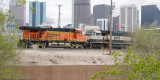 BNSF 6015 SB @ Denver w/ BNSF Bethgons