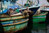 060306-060 Fishermen in Tripoli w.jpg