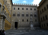 Palazzo Salimbeni .. S9169
