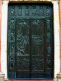 Central main door .. S9214