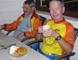 Jims breakfast - peach pie a la mode at Hofs hut on July 4, 2010