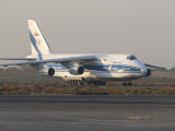 1708 14th August 08 AN124 taxying at Sharjah Airport.jpg