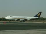 1649 30th April 06 Singapore Airlines Touching Down.JPG