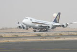 1607 4th June 06 Singapore Airlines touchdown at Sharjah Airport.jpg