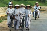 Dalat nuns.