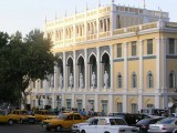 Walking tour of Baku - the music hall