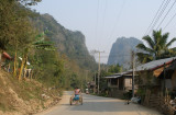 Road heading north-east away from Nong Khiau - scene of my afternoon walk