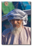 Omani anciano en el puerto de Masirah - Omani elder in the port of Masirah