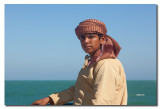 Joven Omani en la cubierta del ferry de Masirah - Young Omani on the deck of the Masirah ferry