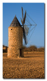 Molino de viento antiguo  -  Old windmill