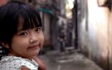 A little girl in Cu Da.jpg