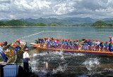 Giant Net Fishing of Carps on Qiandao Lake