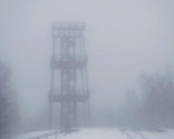 Tour  dans la brume - The misty tower
