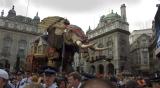 Sultans (mechanical) elephant, stalks the crowds in London