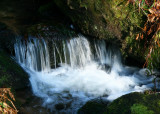 petite chute deau.