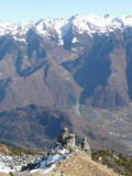 I tre cornini e sullo sfondo la val Tartano