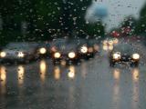 Commuting in the rain, P1060046re.jpg