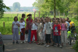 Schoolbezoek 2004 : op bezoek bij de imker