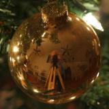 Orna-me...  by Tom