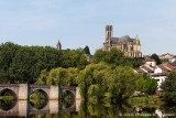 Le pont mdival de Saint-Etienne et la cathdrale
