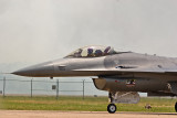 F16