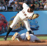 San Francisco Giants Emmanuel Burriss forces out New York Mets David Wright