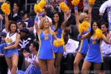UCLA cheerleaders