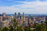 Une vue de Montral de la montagne / A view of Montreal from the mountain
