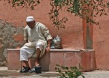 Washing before entering Mosque