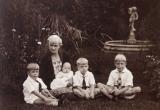 Phil, Evan, Christy and Sam with their nanny Wawa, 1927