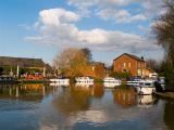 Th Owd Tithe Barn basin