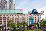 Takashimaya Dept. Store</br><big>高島屋</big>