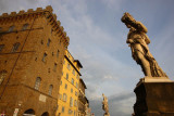 Ponte Santa Trinita statue