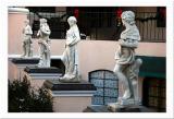 4 Statues